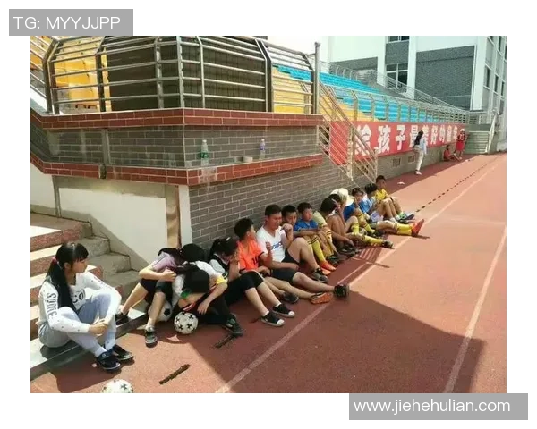 与篮球队哥哥一起追逐梦想的青春岁月与成长故事