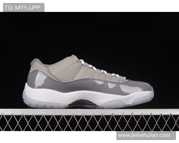 低帮AJ11篮球鞋的魅力与时尚搭配指南让你成为场上焦点